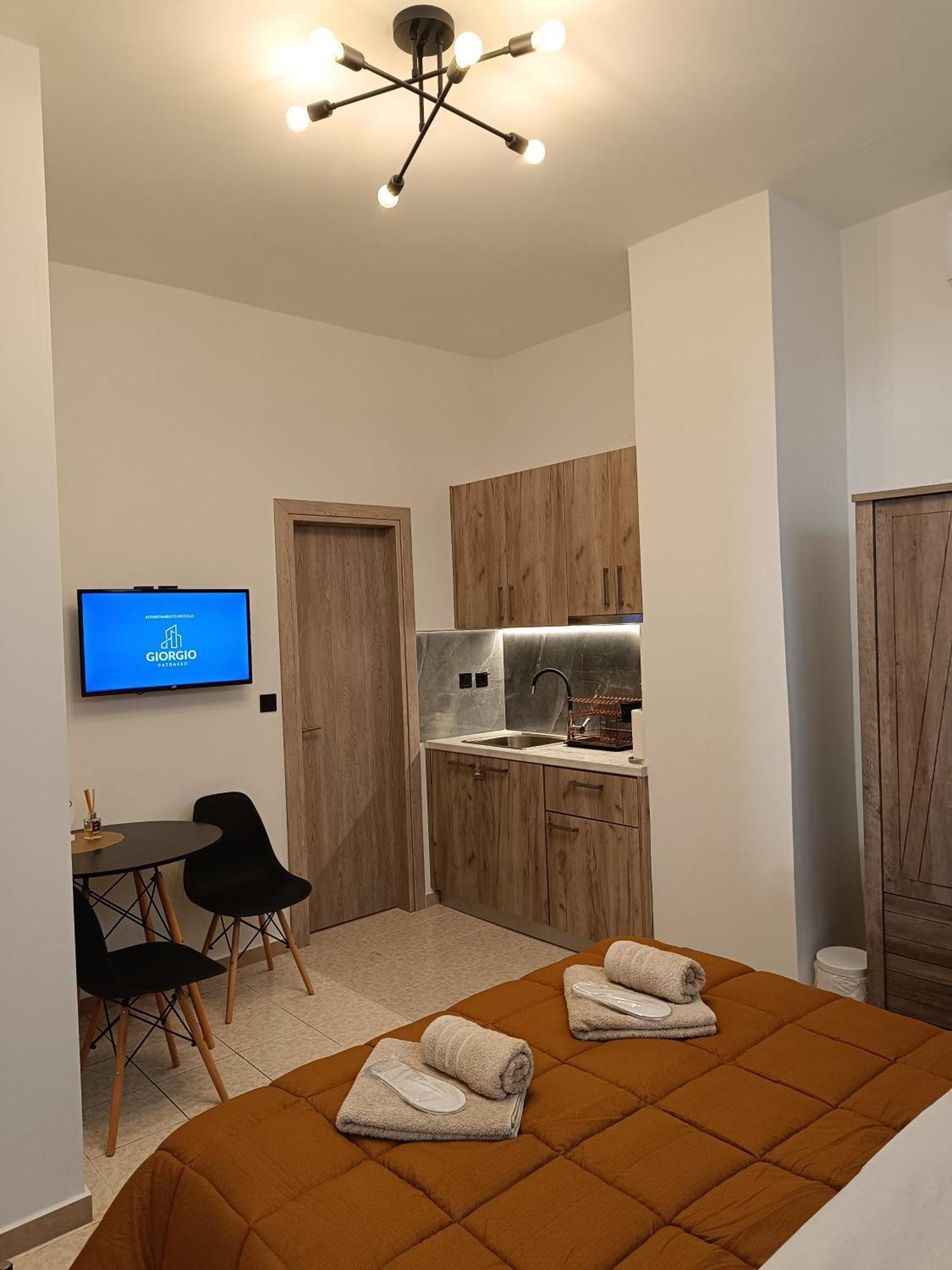 Giorgio Patrasso - Micro Apartment In The Center Of Patras Zewnętrze zdjęcie
