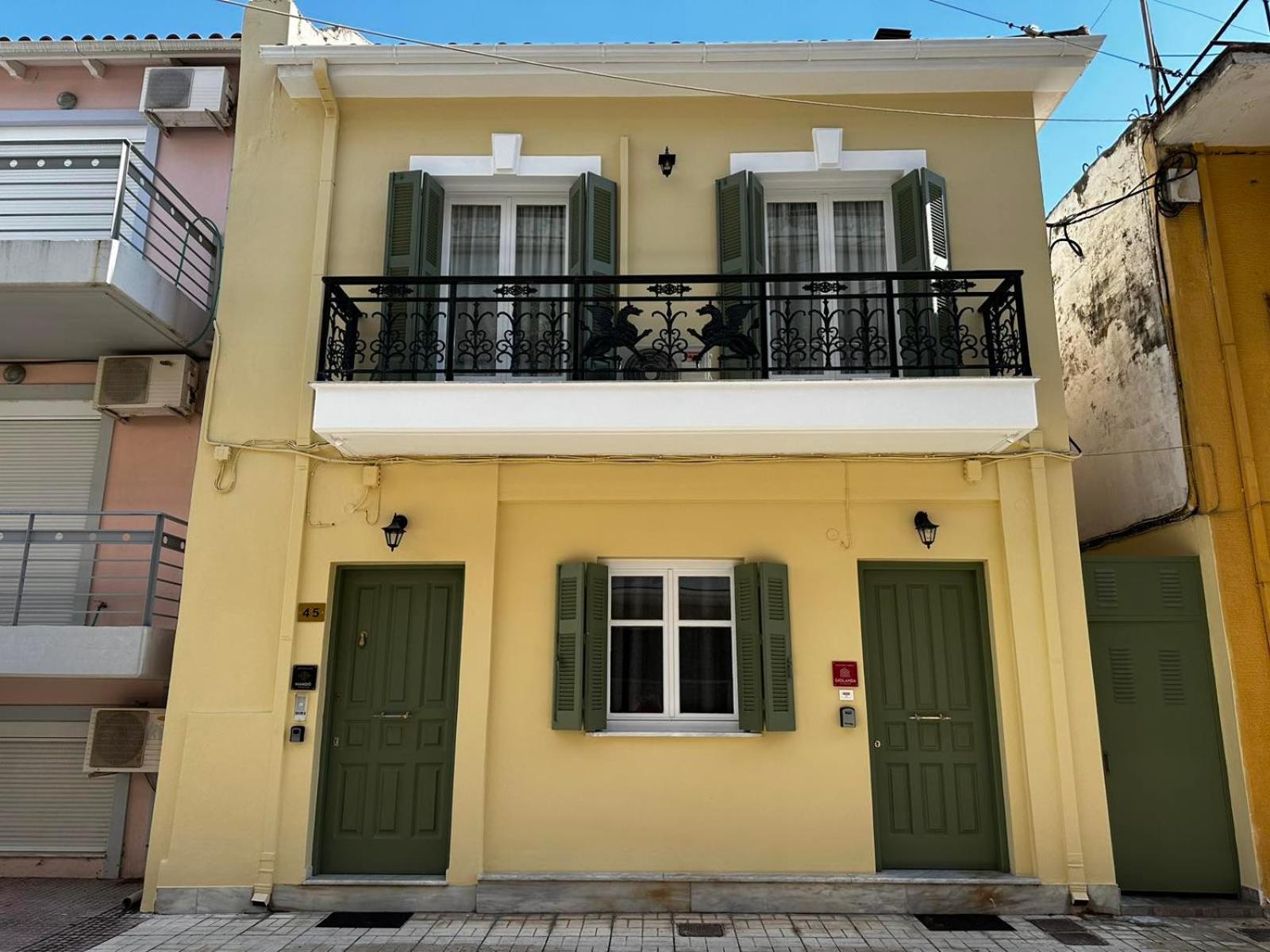 Giorgio Patrasso - Micro Apartment In The Center Of Patras Zewnętrze zdjęcie