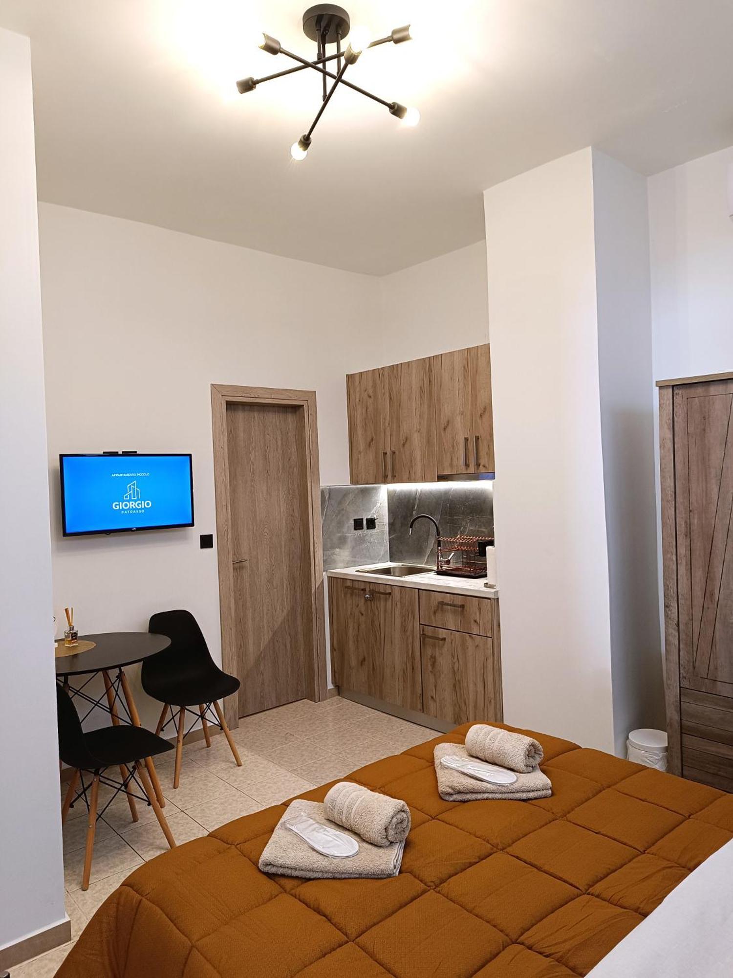 Giorgio Patrasso - Micro Apartment In The Center Of Patras Zewnętrze zdjęcie