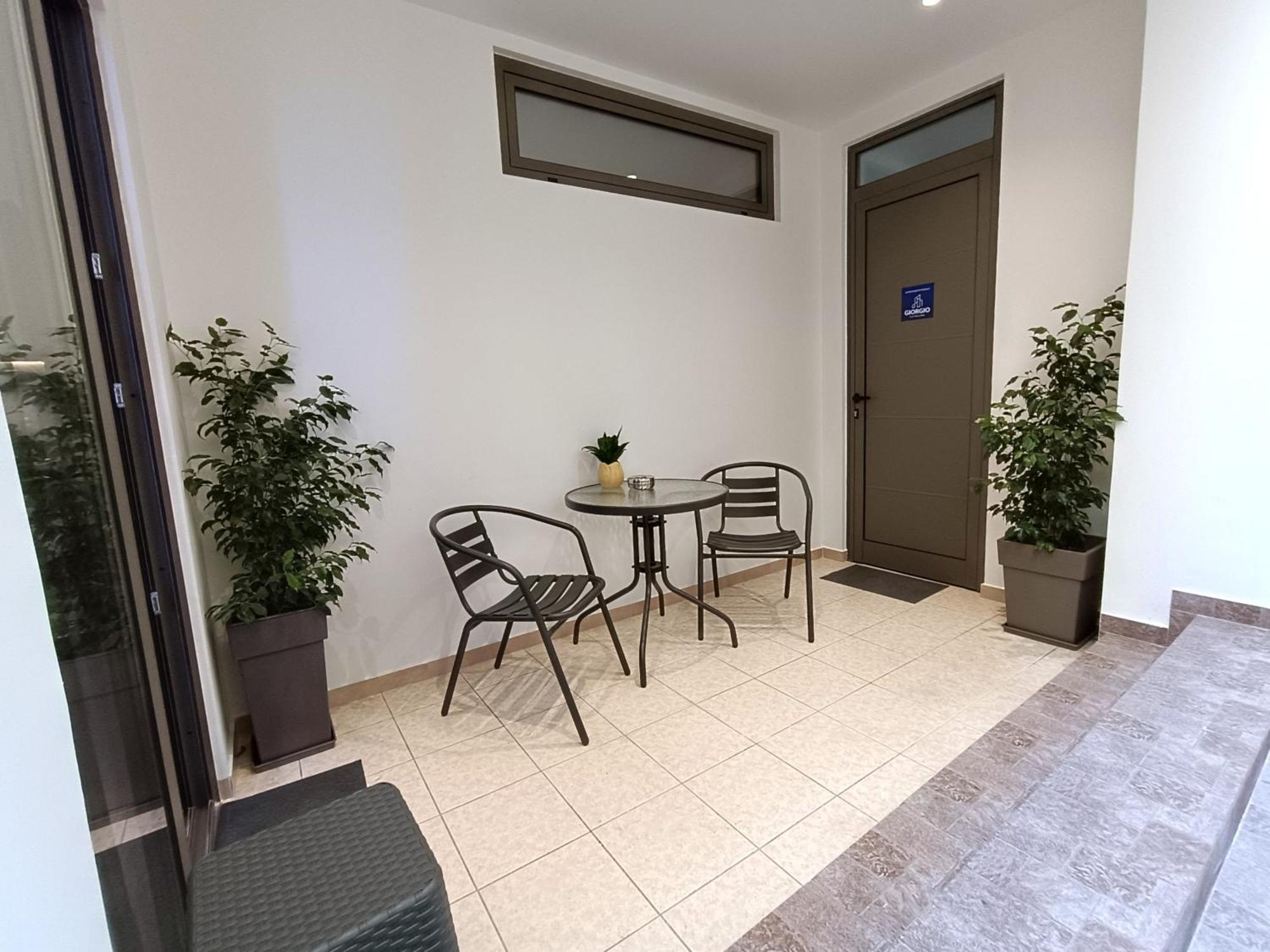 Giorgio Patrasso - Micro Apartment In The Center Of Patras Zewnętrze zdjęcie